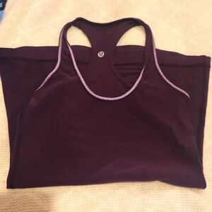 Lululemon top